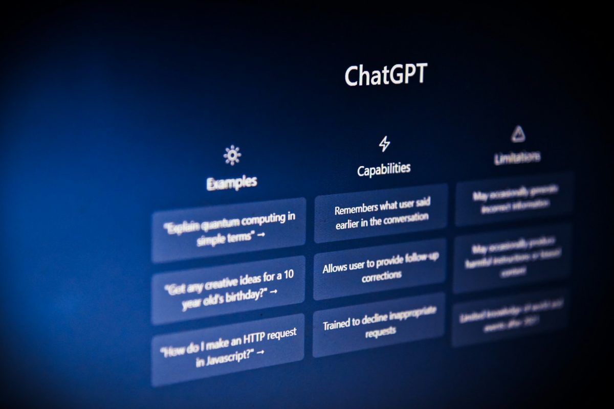 AI chatbot interface helping customers 1.jpg