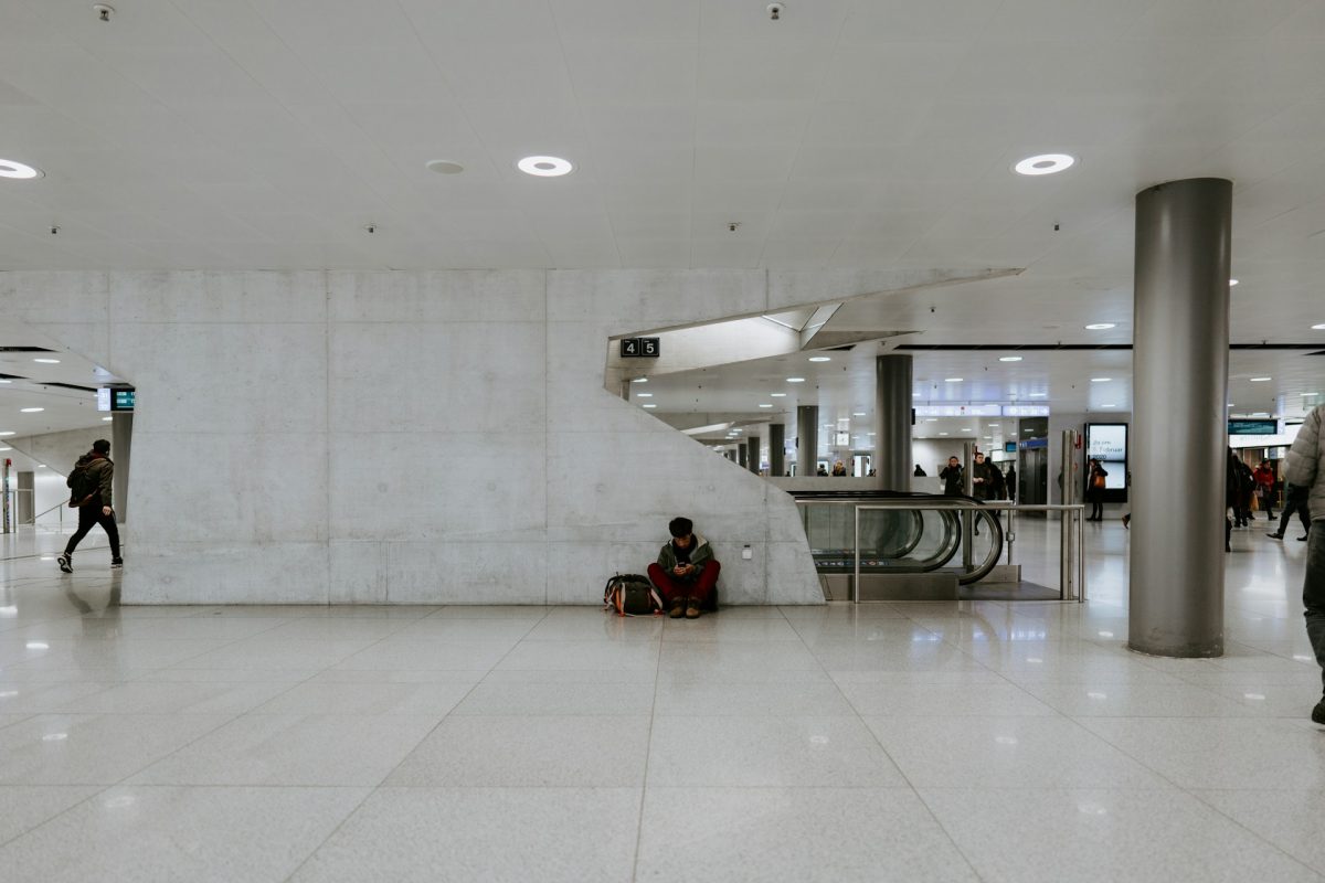 empty commercial building lobby 2.jpg